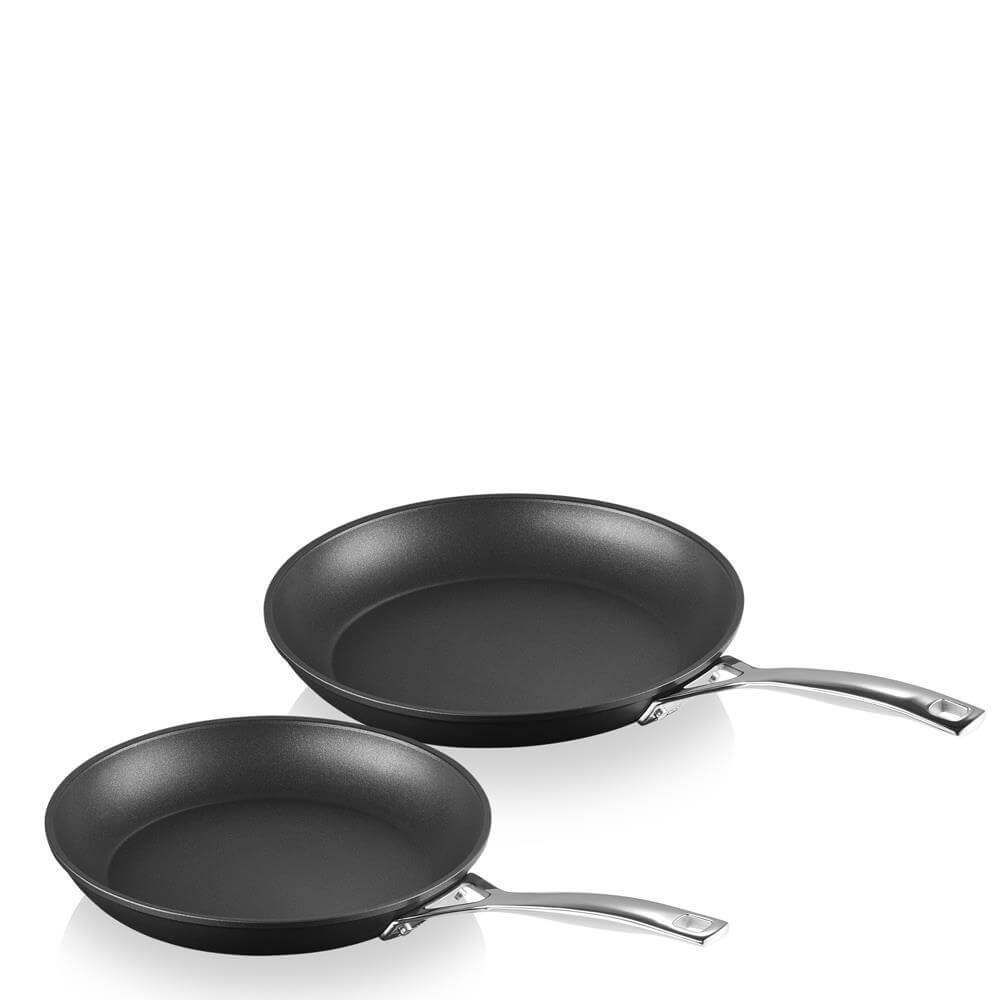 Le Creuset Toughened Non-Stick 2 Piece Shallow Frying Pan Set 24cm & 28cm